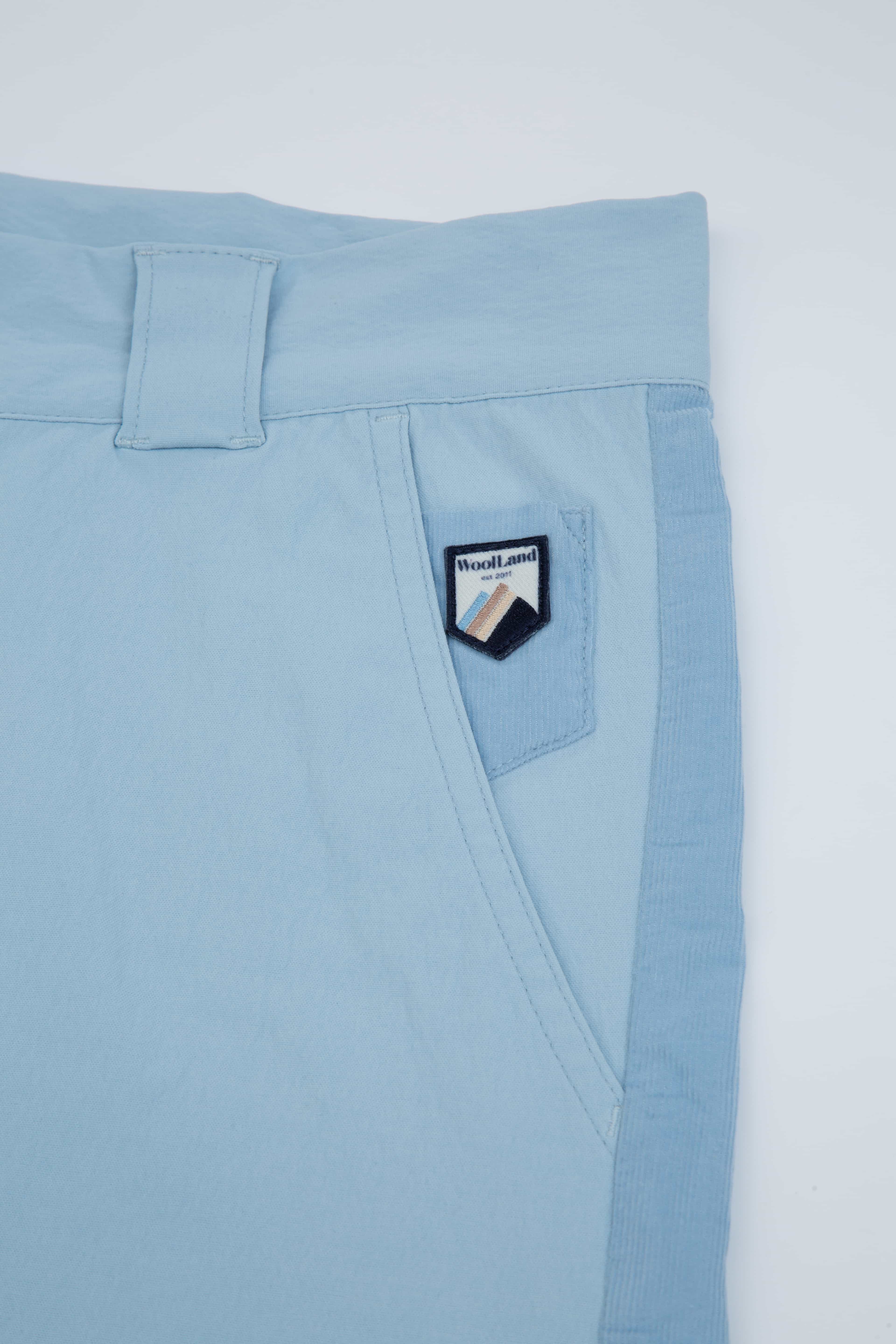 Romsdalseggen Cord Shorts  Light Sky