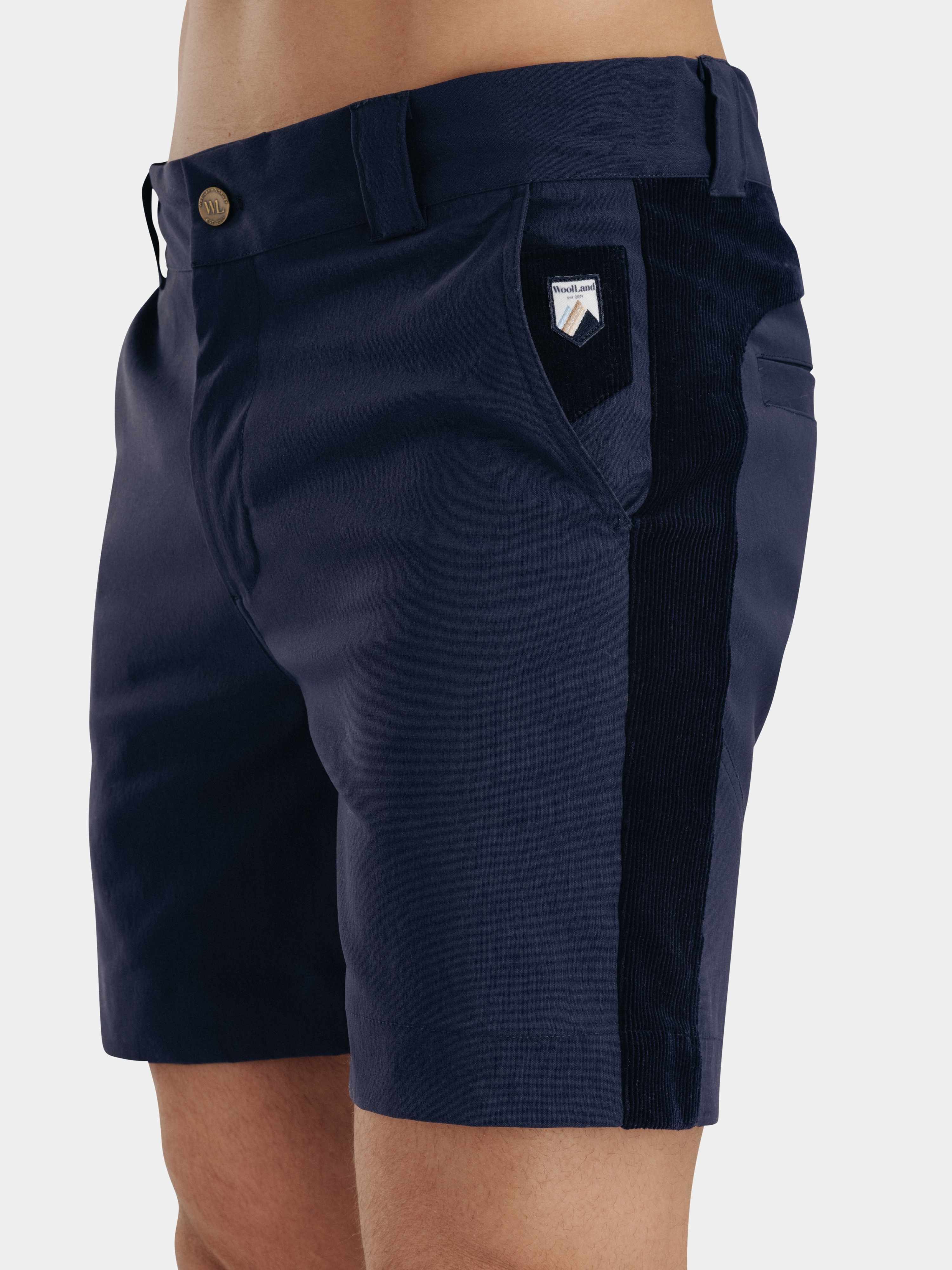 Romsdalseggen Cord Shorts  Blue Ink