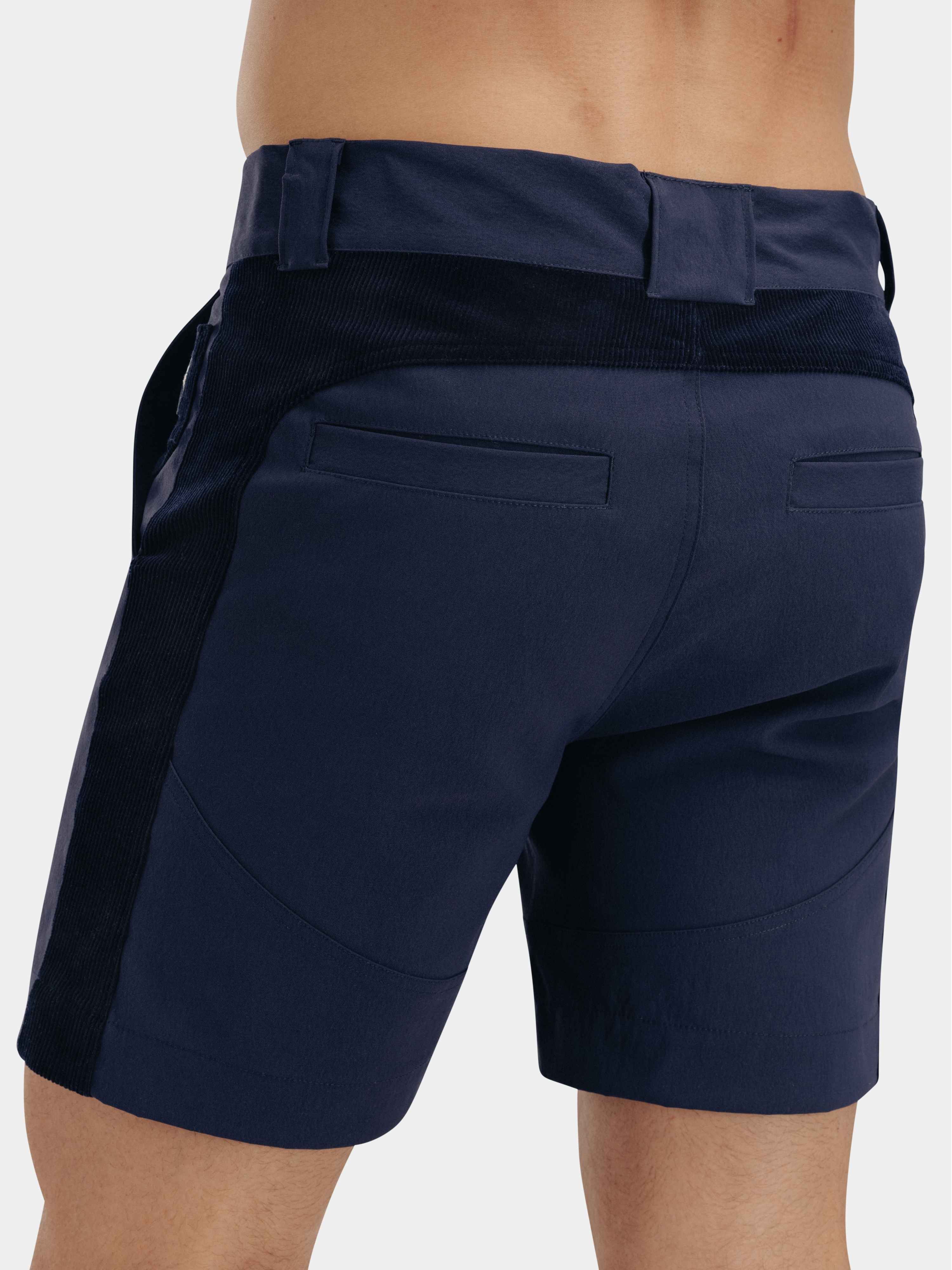 Romsdalseggen Cord Shorts  Blue Ink