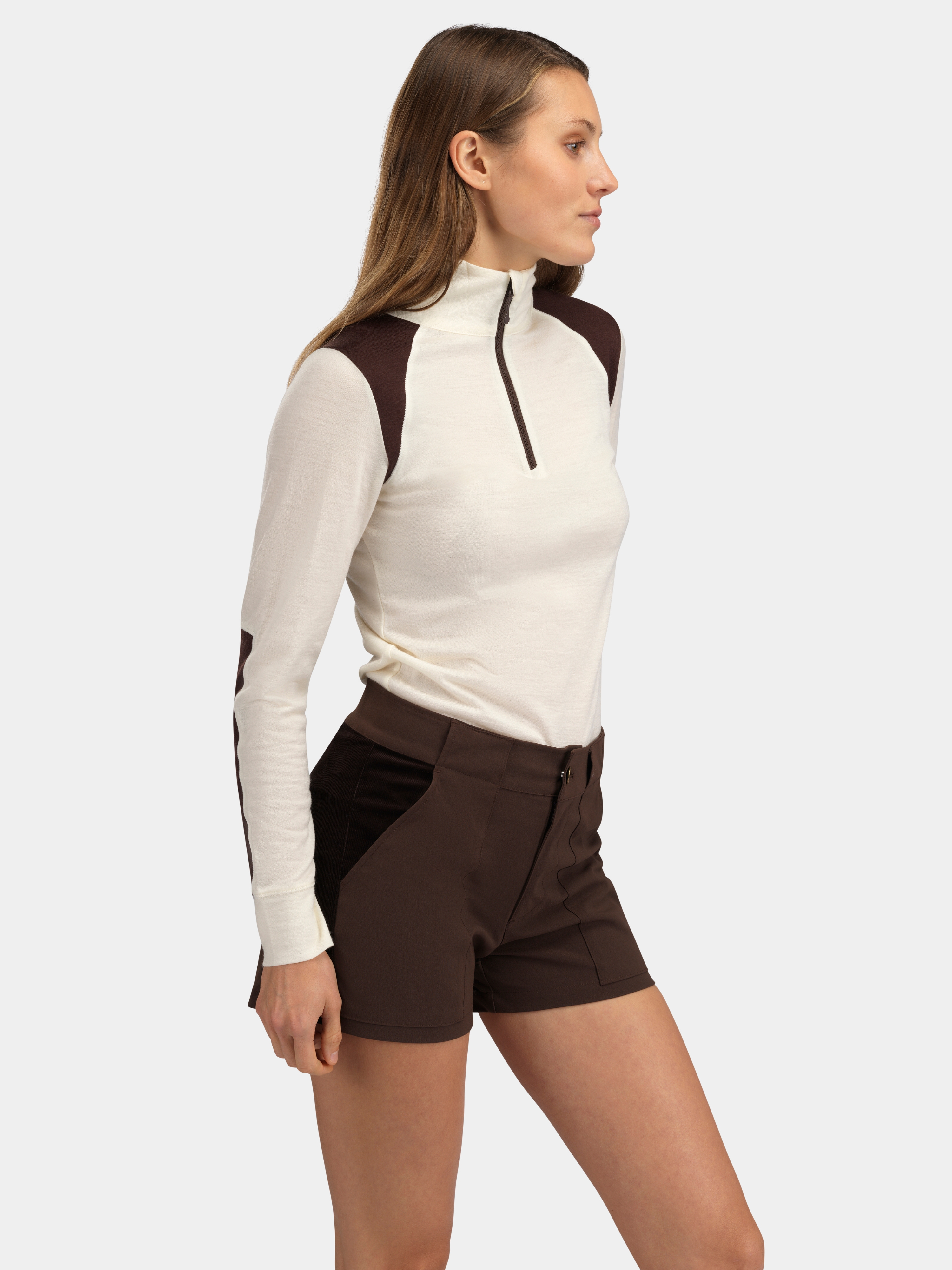 Romsdalseggen 3" Cord Shorts  Hot Fudge